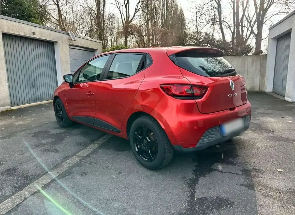 Gebraucht Renault Clio Expression 73 PS (53 kW) 2014 Feuerrot Kleinwagen