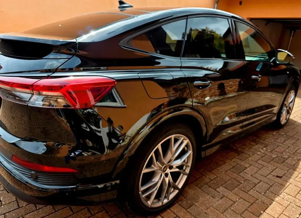Gebraucht Audi Q4 Sportback e-tron Performance 210 kW (286 PS) 2026 Schwarz SUV