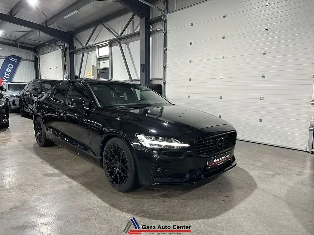 Gebraucht Volvo S60 R-Design 190 PS (139 kW) 2020 Schwarz Limousine