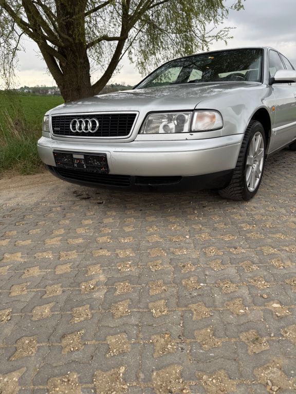 Gebraucht Audi A8 300 PS (220 kW) 1994 Silber Limousine