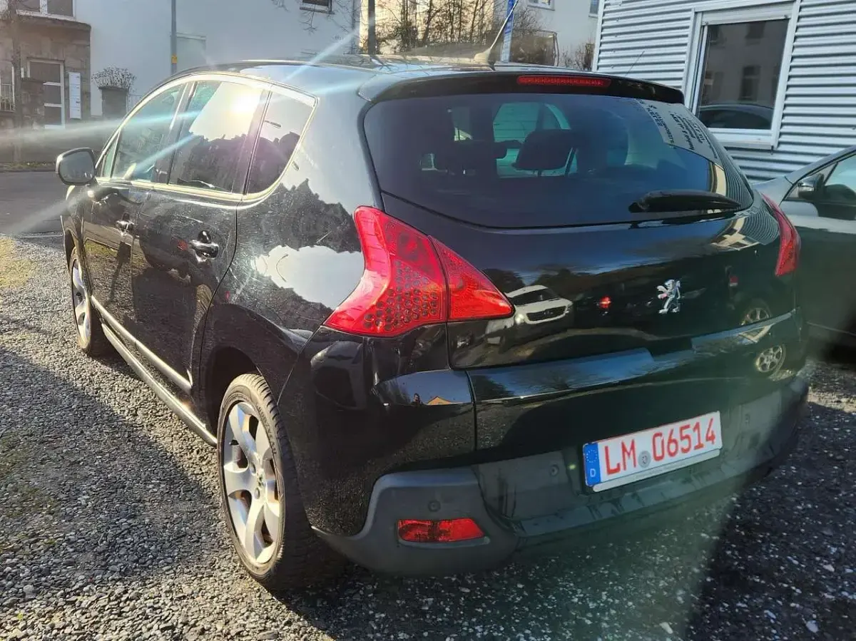 Gebraucht Peugeot 3008 Premium 120 PS (88 kW) 2010 Schwarz perla nera/metallic Kombi