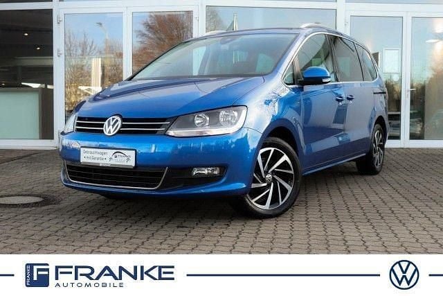 Blau Gebraucht 2018 VW Sharan Join Van / Kleinbus | 17.900 € (Fairer Preis) - Bild 1/4