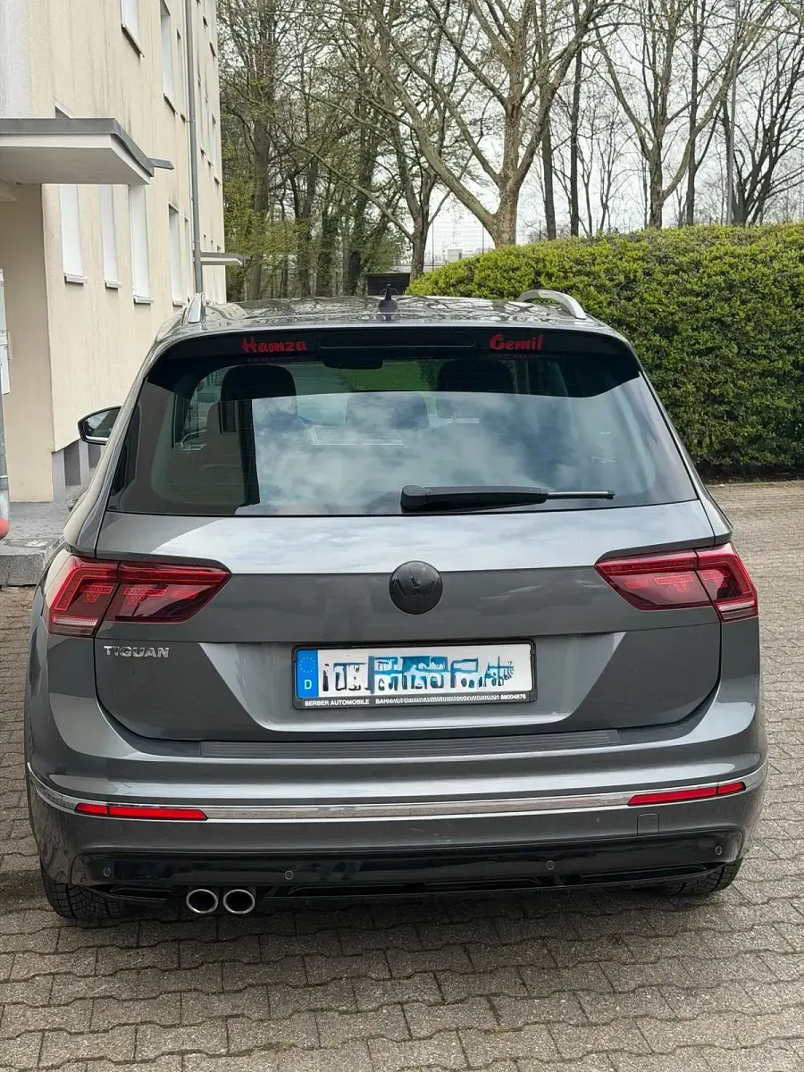Gebraucht VW Tiguan R-line 150 PS (110 kW) 2018 Grau SUV