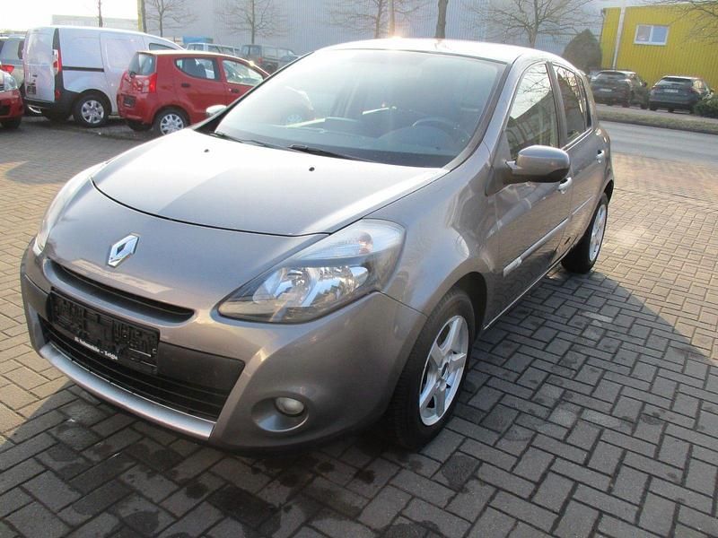 Gebraucht Renault Clio III Dynamique 75 PS (55 kW) 2011 Grau Kleinwagen