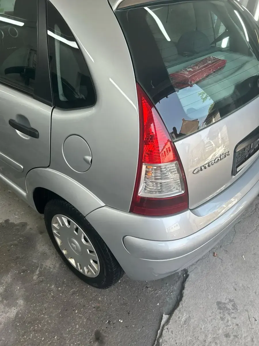 Gebraucht Citroën C3 65 PS (47 kW) 2009 Silber Kleinwagen