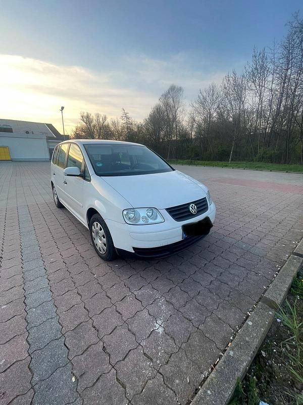 Gebraucht VW Touran 102 PS (75 kW) 2005 Weiß Van / Kleinbus
