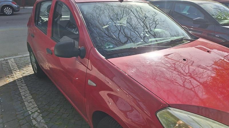 Gebraucht Dacia Sandero 75 PS (55 kW) 2009 Rot Kleinwagen