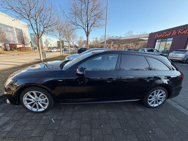 Gebraucht Audi A4 Allroad S-Line 190 PS (139 kW) 2019 Schwarz Kombi