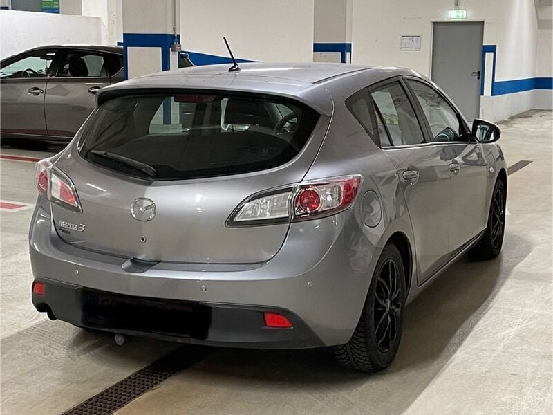 Gebraucht Mazda 3 Exclusive-Line 116 PS (85 kW) 2011 Silber Limousine