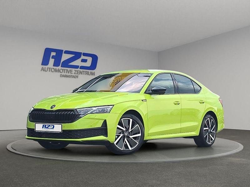 Mamba grün Gebraucht 2025 Skoda Octavia Sport Limousine | 39.788 € (Teuer) - Bild 1/4