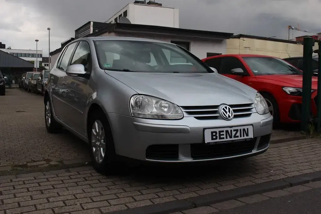 Gebraucht VW Golf IV 116 PS (85 kW) 2006 Silber Limousine