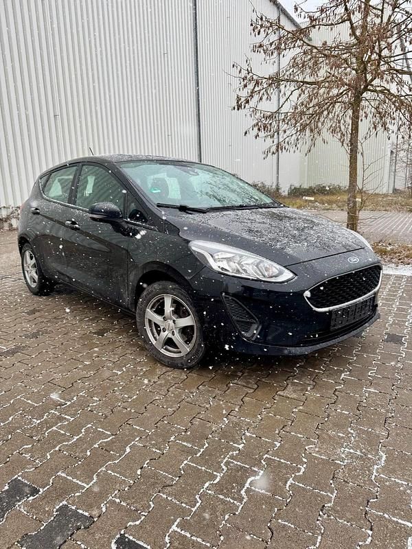 Schwarz Gebraucht 2018 Ford Fiesta Trend Kleinwagen | 6.499 € (Fairer Preis) - Bild 1/4