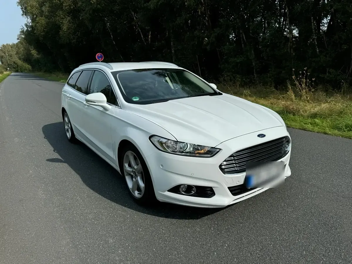 Gebraucht Ford Mondeo 175 PS (128 kW) 2018 Weiß Kombi