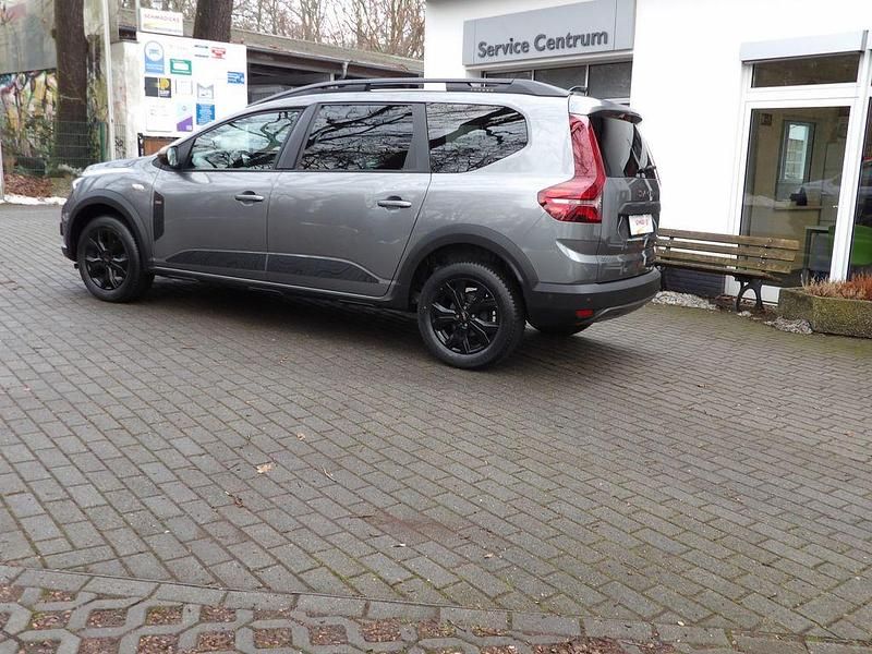 Gebraucht Dacia Jogger Extreme 110 PS (80 kW) 2024 Grau Van / Kleinbus