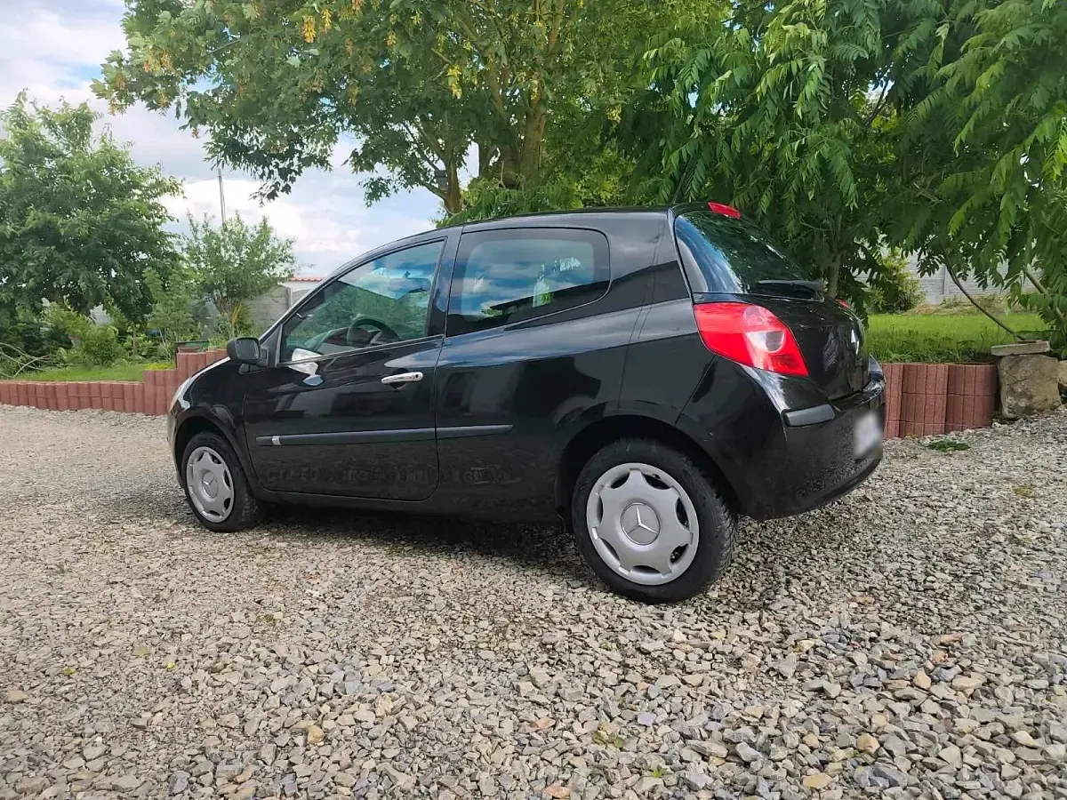 Gebraucht Renault Clio III 75 PS (55 kW) 2006 Schwarz Kleinwagen