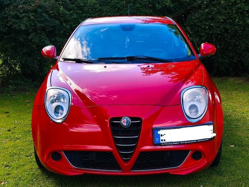 Rot Gebraucht 2009 Alfa Romeo MiTo Kleinwagen | 4.900 € - Bild 1/4