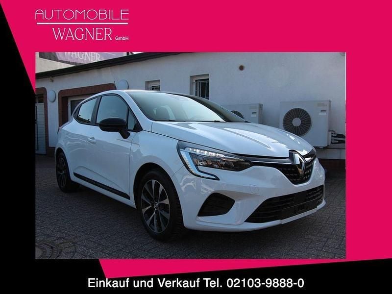 Weiß Gebraucht 2023 Renault Clio V Equilibre Limousine | 14.590 € (Fairer Preis) - Bild 1/4
