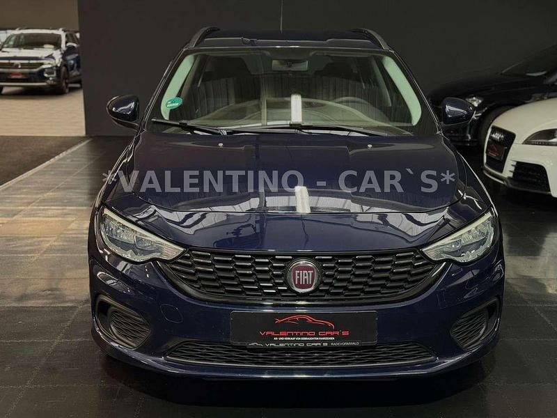 Gebraucht Fiat Tipo Pop 95 PS (69 kW) 2016 Blau Kombi