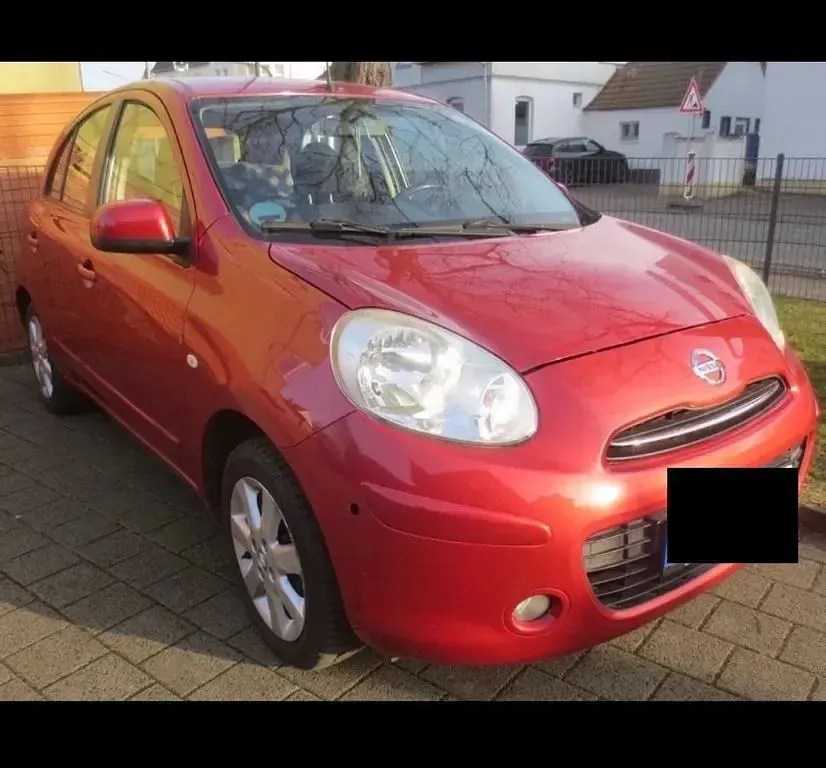 Gebraucht Nissan Micra 80 PS (58 kW) 2012 Rot Kleinwagen