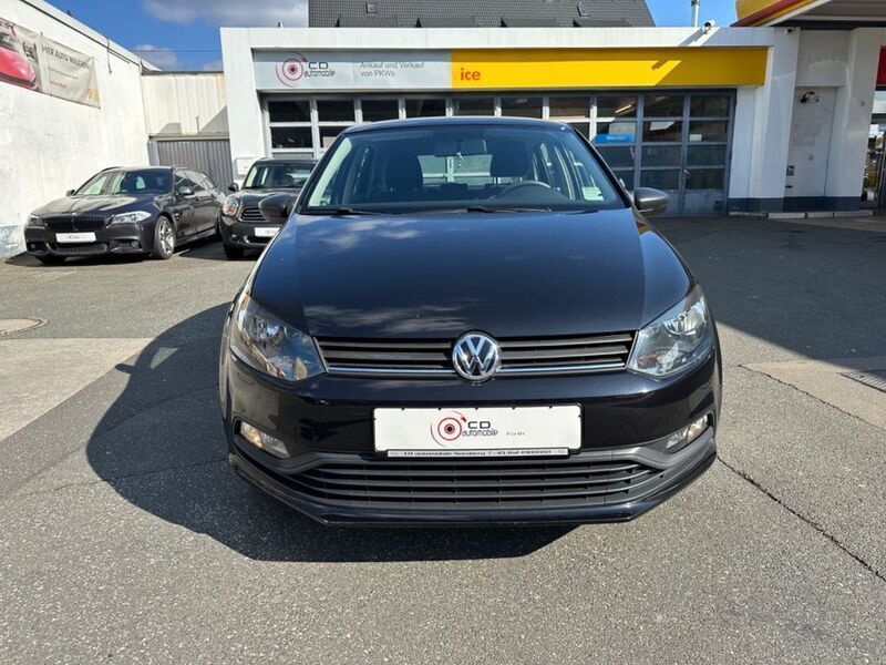 Deep black perleffekt Gebraucht 2016 VW Polo Trendline Limousine | 8.800 € (Guter Preis) - Bild 1/4