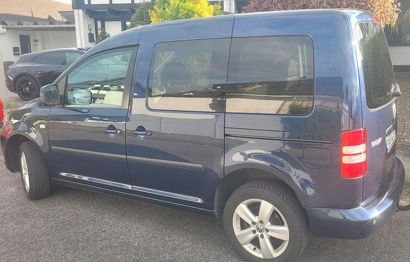 Gebraucht VW Caddy 105 PS (77 kW) 2013 Blau Van / Kleinbus