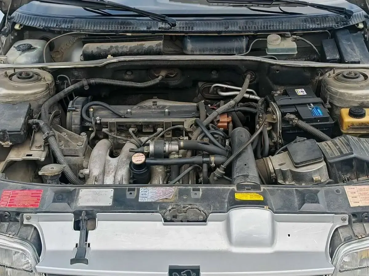 Gebraucht Peugeot 405 160 PS (117 kW) 1989 Grau Limousine