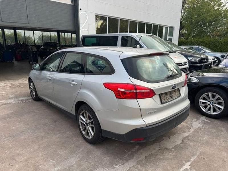 Gebraucht Ford Focus Business Edition 125 PS (91 kW) 2017 Silber Limousine