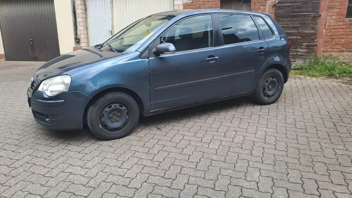 Gebraucht VW Polo 63 PS (46 kW) 2007 Blau Kleinwagen