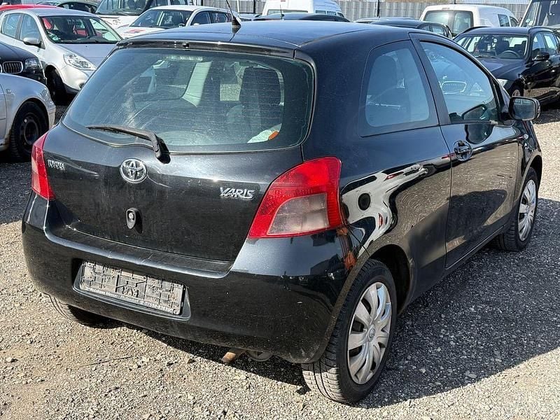 Gebraucht Toyota Yaris Sol 87 PS (63 kW) 2007 Schwarz Kleinwagen