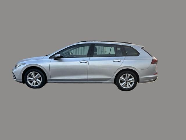 Gebraucht VW Golf VIII Life 110 PS (80 kW) 2021 Silber Kombi