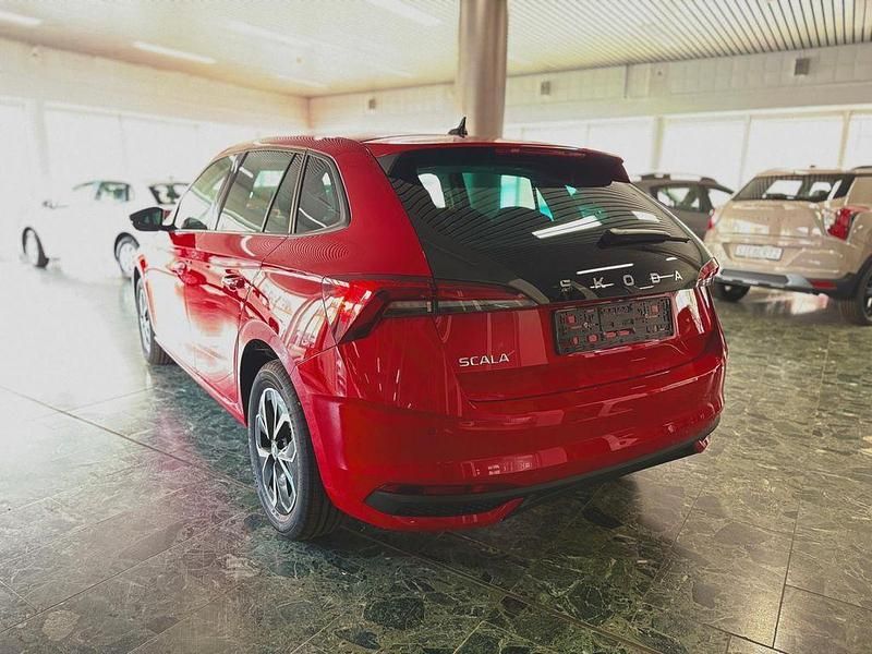 Gebraucht Skoda Scala Selection 116 PS (85 kW) 2024 Rot Kleinwagen