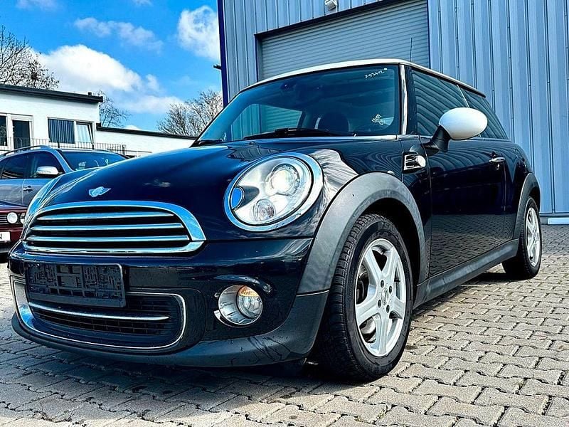 Gebraucht Mini Cooper 122 PS (89 kW) 2014 Schwarz Kleinwagen