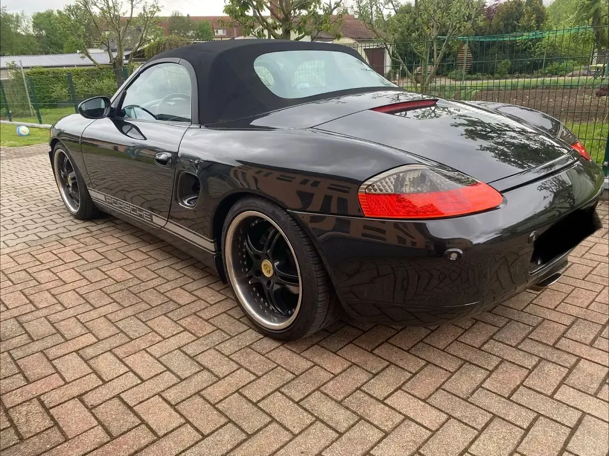 Gebraucht Porsche 986 Boxster 204 PS (150 kW) 1999 Schwarz Cabrio