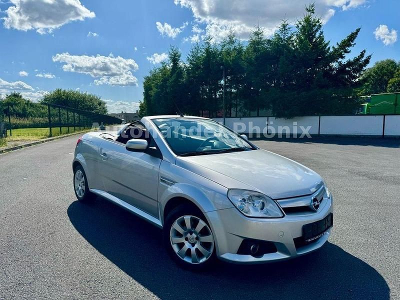 Gebraucht Opel Tigra Enjoy 90 PS (66 kW) 2005 Silber Cabrio