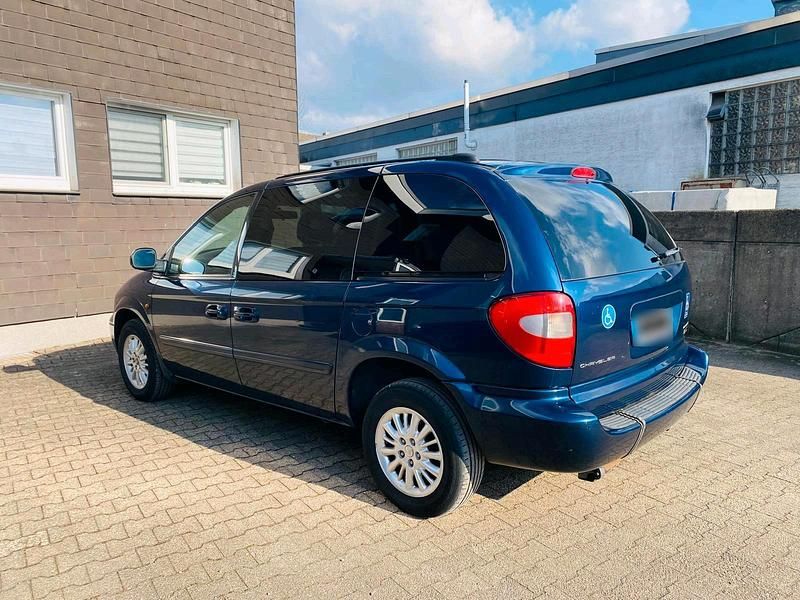 Gebraucht Chrysler Voyager 150 PS (110 kW) 2004 Blau Van / Kleinbus