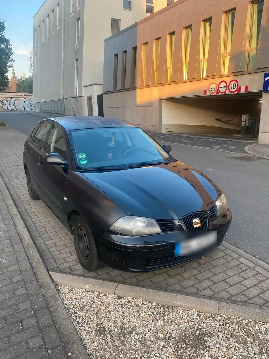 Gebraucht Seat Ibiza 64 PS (47 kW) 2004 Schwarz Kleinwagen