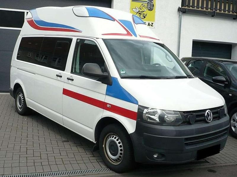 Weiß Gebraucht 2015 VW T5 Van | 8.600 € (Guter Preis) - Bild 1/4