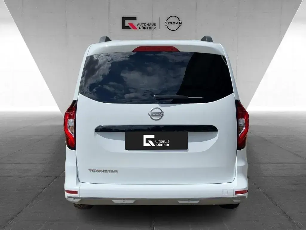 Gebraucht Nissan Townstar 360º 131 PS (96 kW) 2025 S) (weiss Kombi