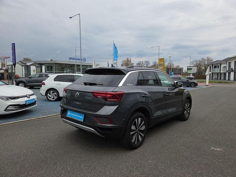 Gebraucht VW T-Roc Goal 150 PS (110 kW) 2025 Grau metallic SUV