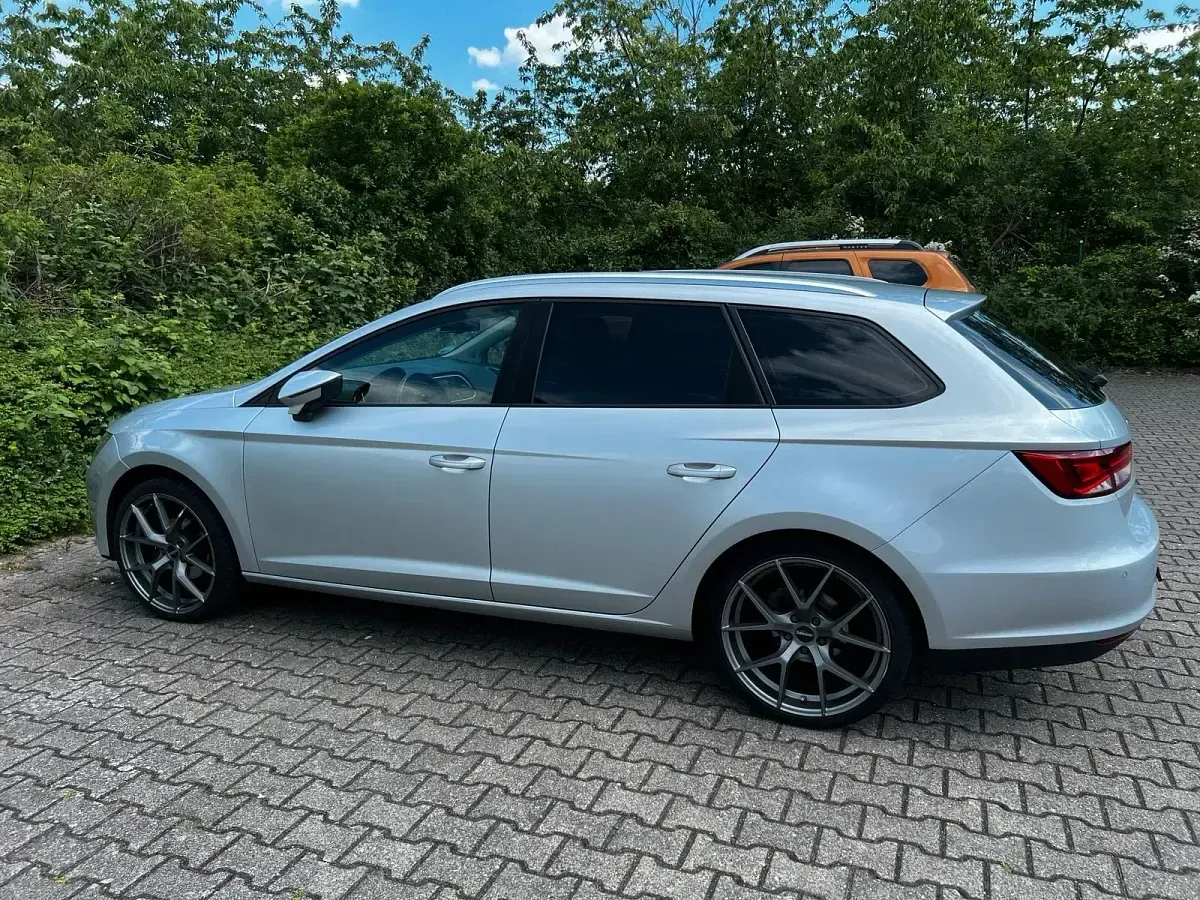 Gebraucht Seat Leon ST 2015 Grau Kombi