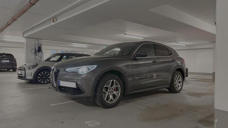 Gebraucht Alfa Romeo Stelvio 280 PS (205 kW) 2018 Grau SUV