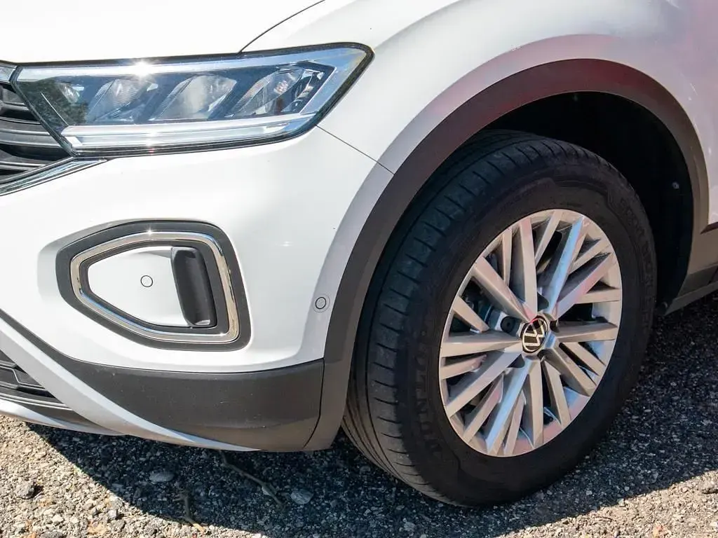 Gebraucht VW T-Roc Life 150 PS (110 kW) 2023 Pure white SUV