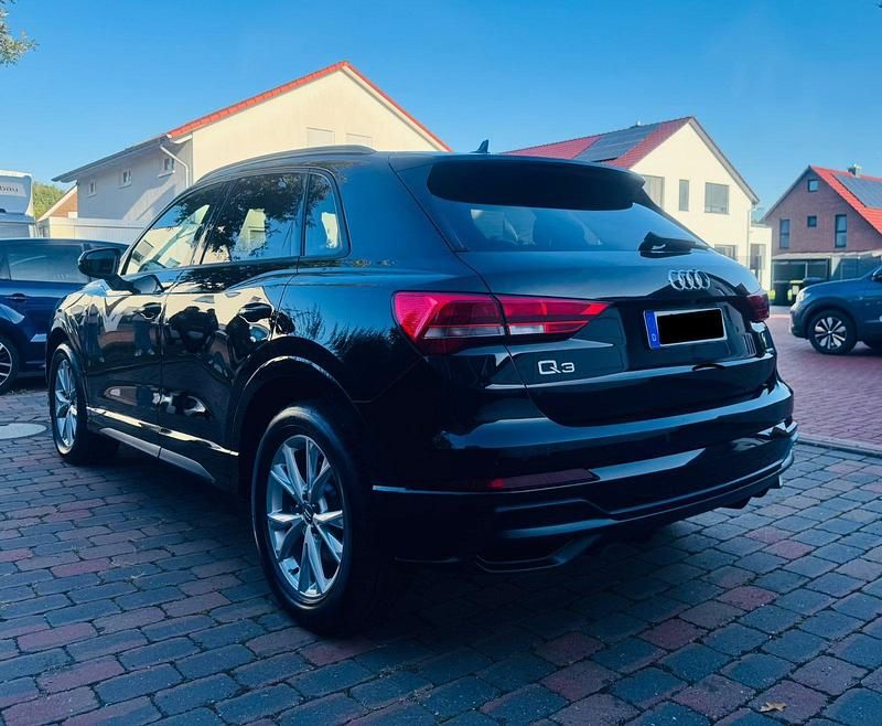 Gebraucht Audi Q3 Comfort 190 PS (139 kW) 2020 Schwarz SUV