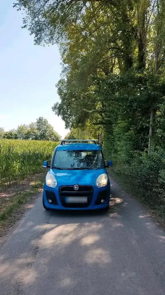Gebraucht Fiat Doblò 135 PS (99 kW) 2013 Blau Van / Kleinbus