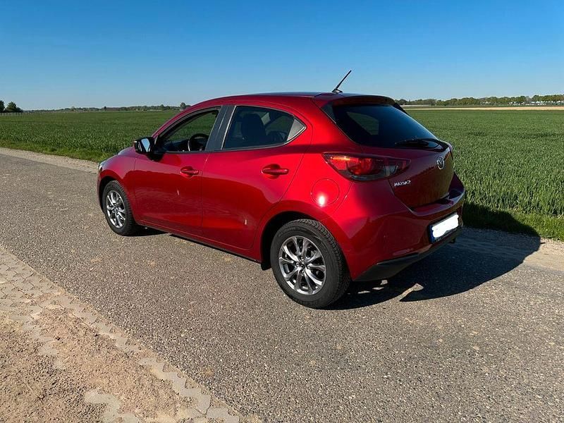 Second-hand Mazda 2 90 CP (66 kW) 2020 Roșu Berlinǎ
