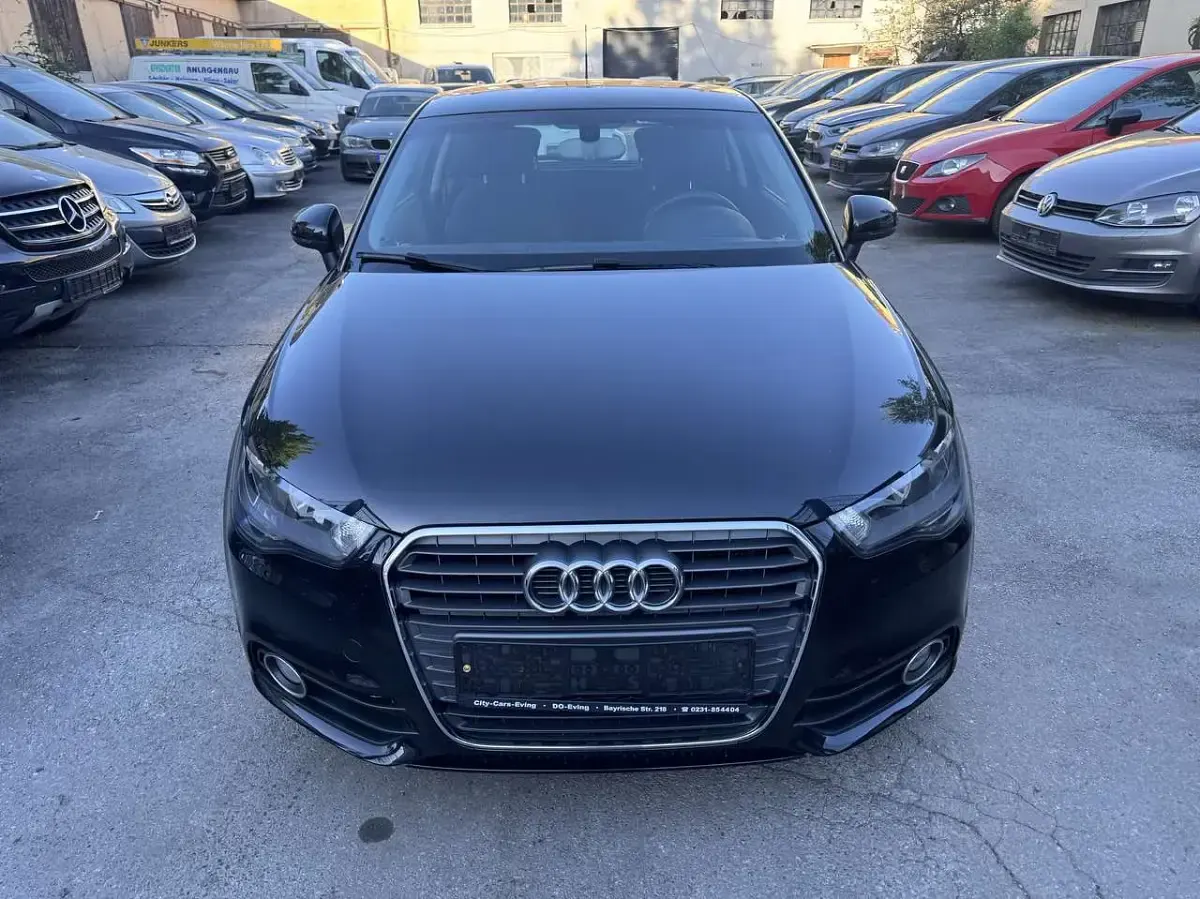 Second-hand Audi A1 Attraction 86 CP (63 kW) 2012 Negru Hatchback
