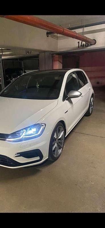 Weiß Gebraucht 2019 VW Golf VII R Kleinwagen | 28.500 € (Fairer Preis) - Bild 1/4