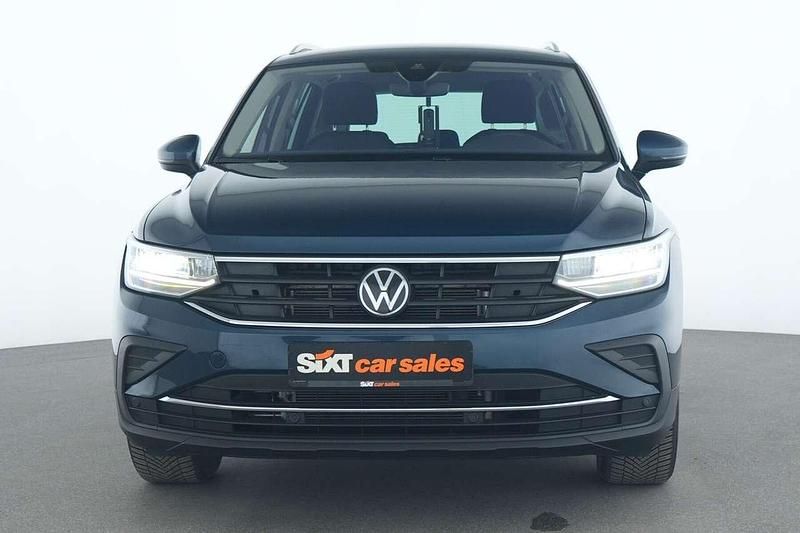 Gebraucht VW Tiguan Move 150 PS (110 kW) 2024 Blau SUV