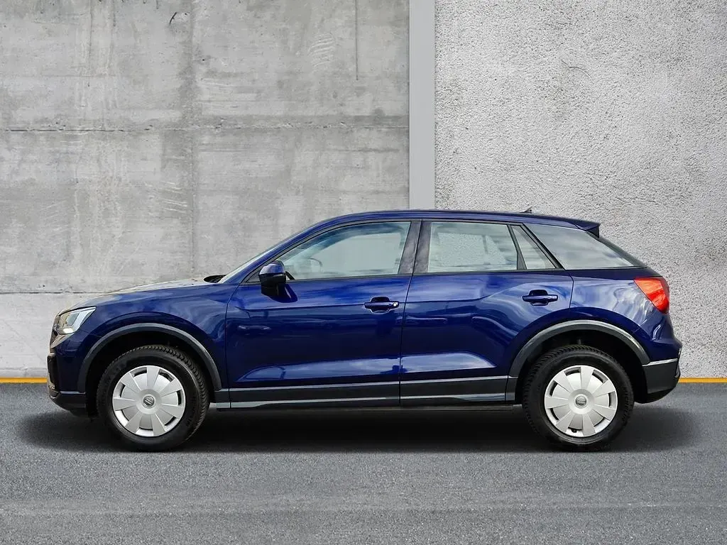 Gebraucht Audi Q2 Advanced 150 PS (110 kW) 2022 Blau SUV