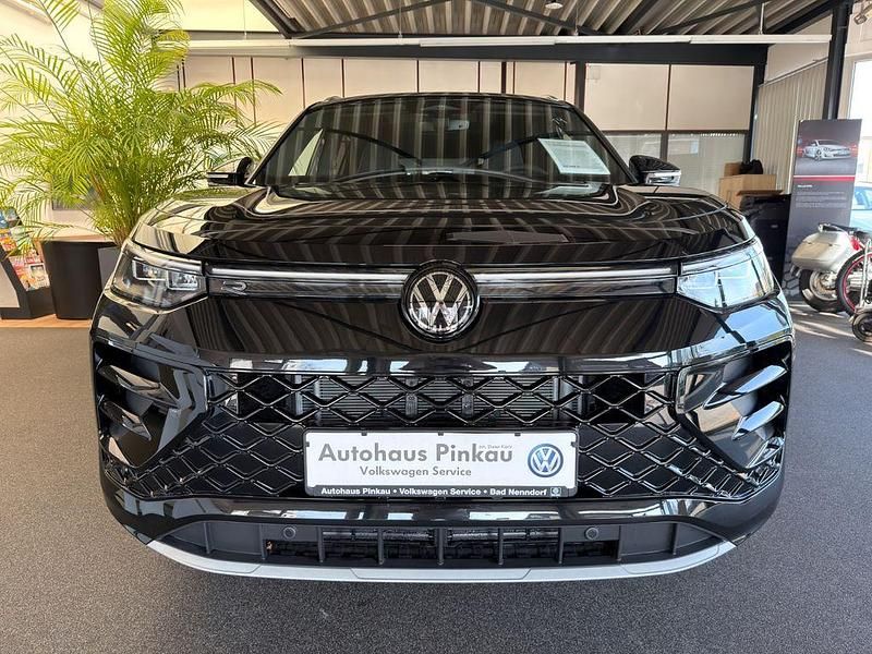 Neu VW Tayron R-line 193 PS (141 kW) 2026 Schwarz SUV